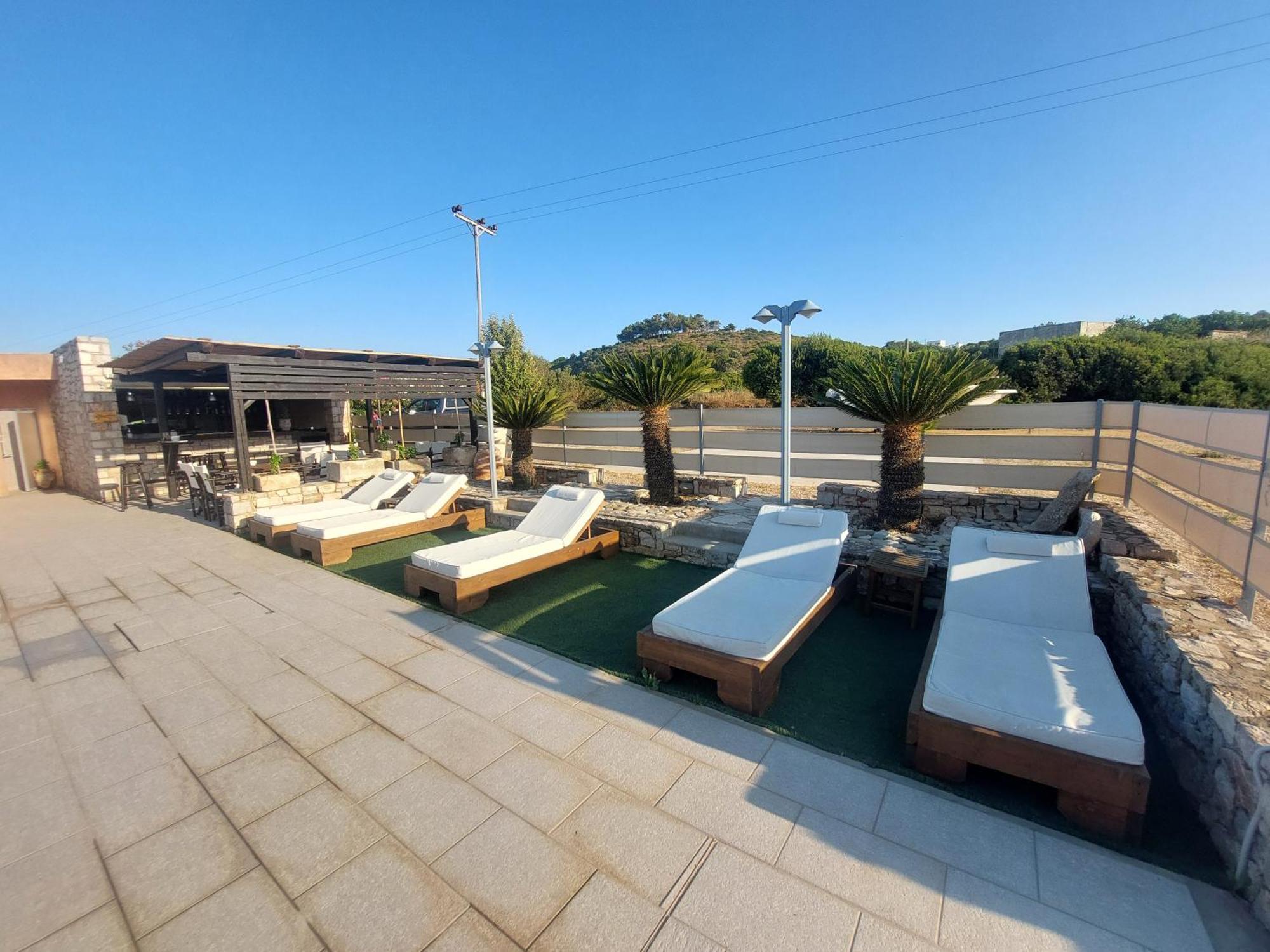Aparthotel Petradi Livadi  Exteriér fotografie