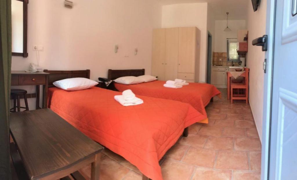 Aparthotel Petradi Livadi  Exteriér fotografie